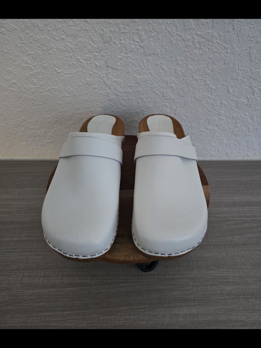 Bjork Swedish Comfort White Leather Wooden Clogs 40